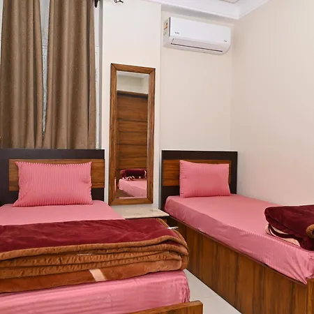 وادى الملوك للشقق الفندقية Al Mansurah Exterior photo